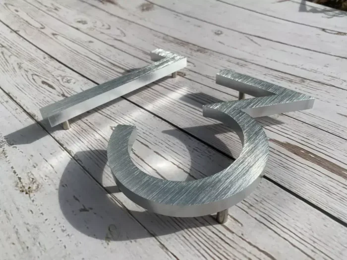 Huisnummers aluminium - RVS huisnummers